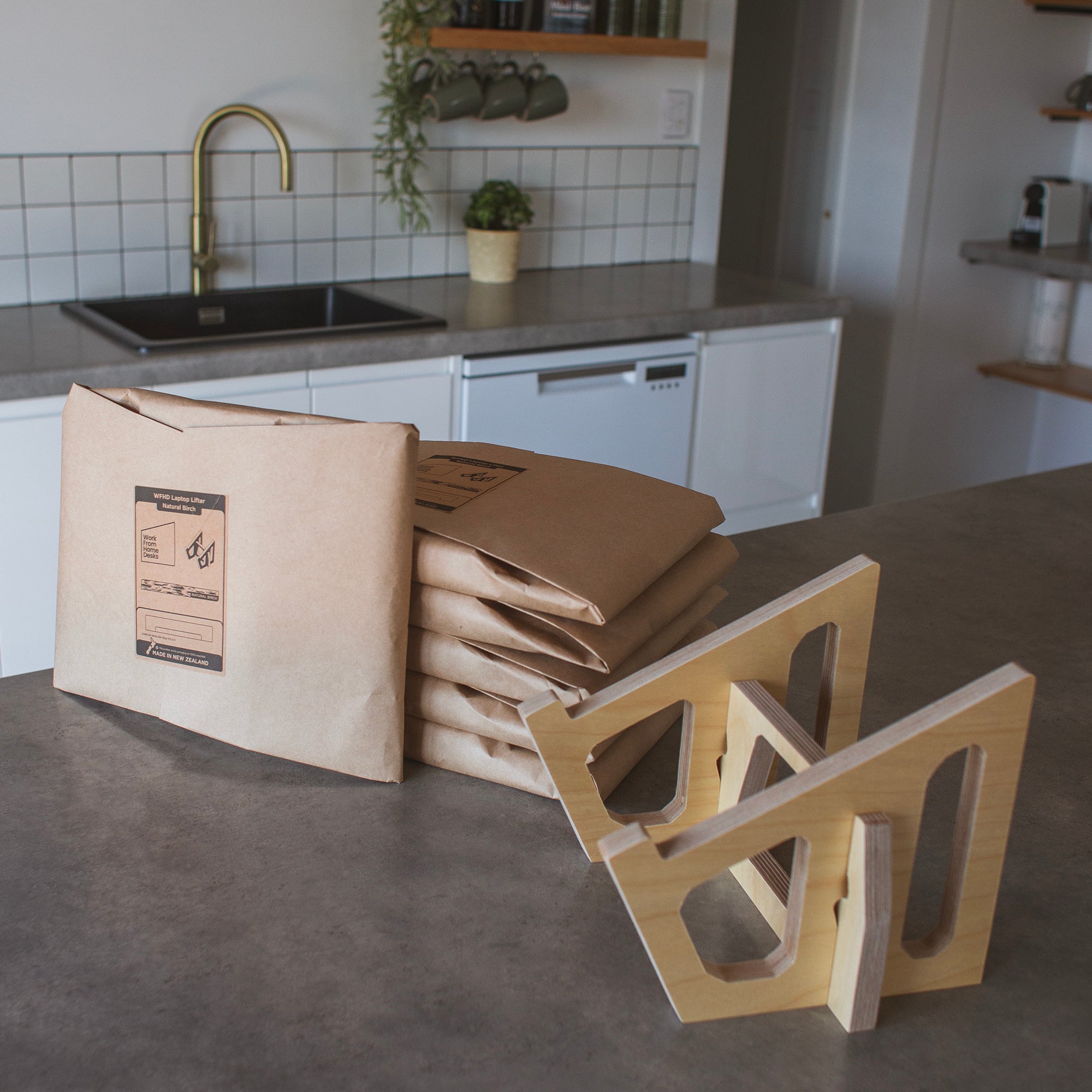 Device Stands & Lifters – 18 Pack Wholesale/Retail