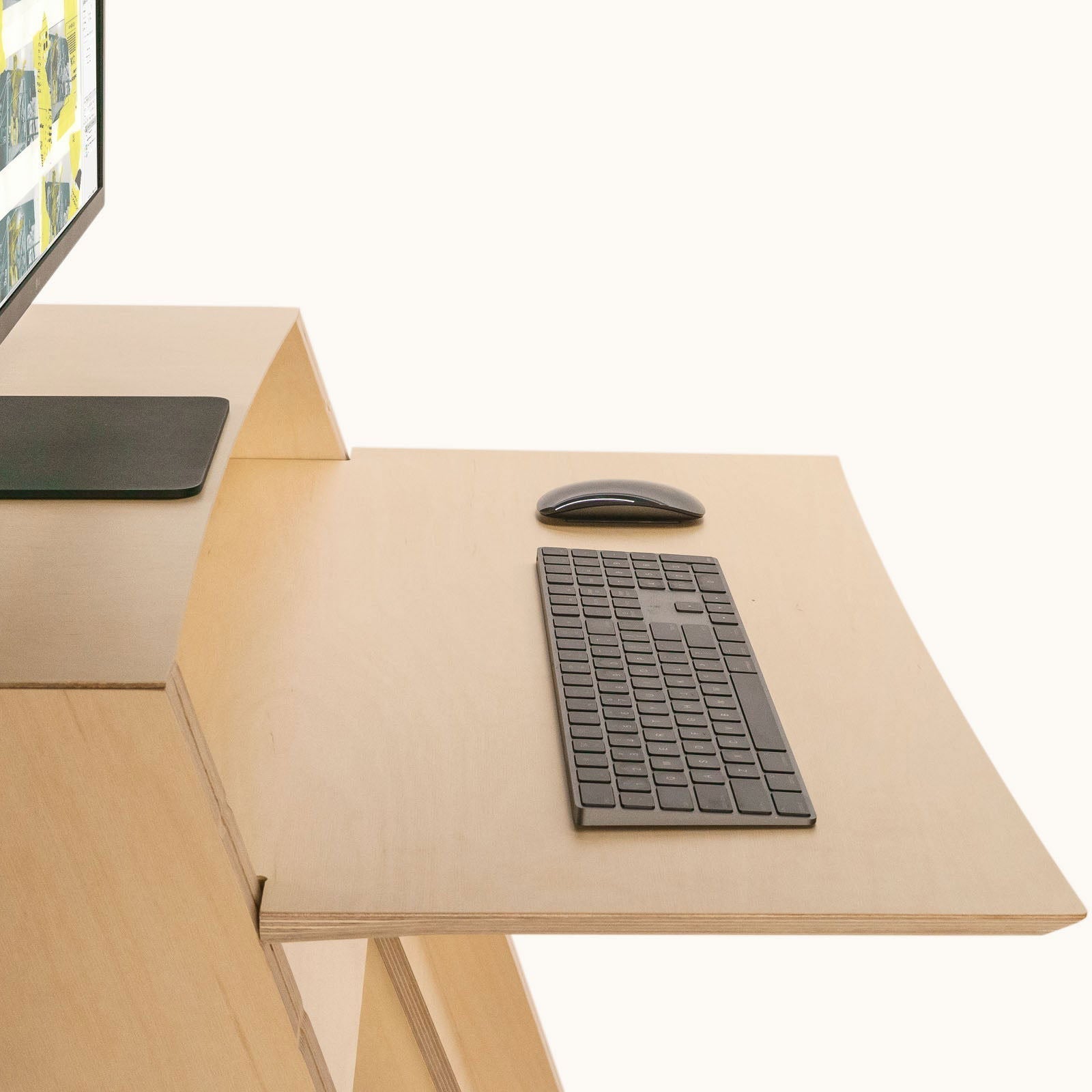 Lambda Standing Desk - 1200